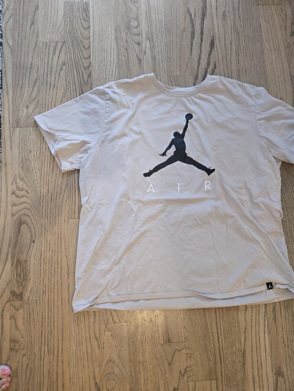 AIR JORDAN BEIGE Short Sleeve Jumpman Graphic Tee